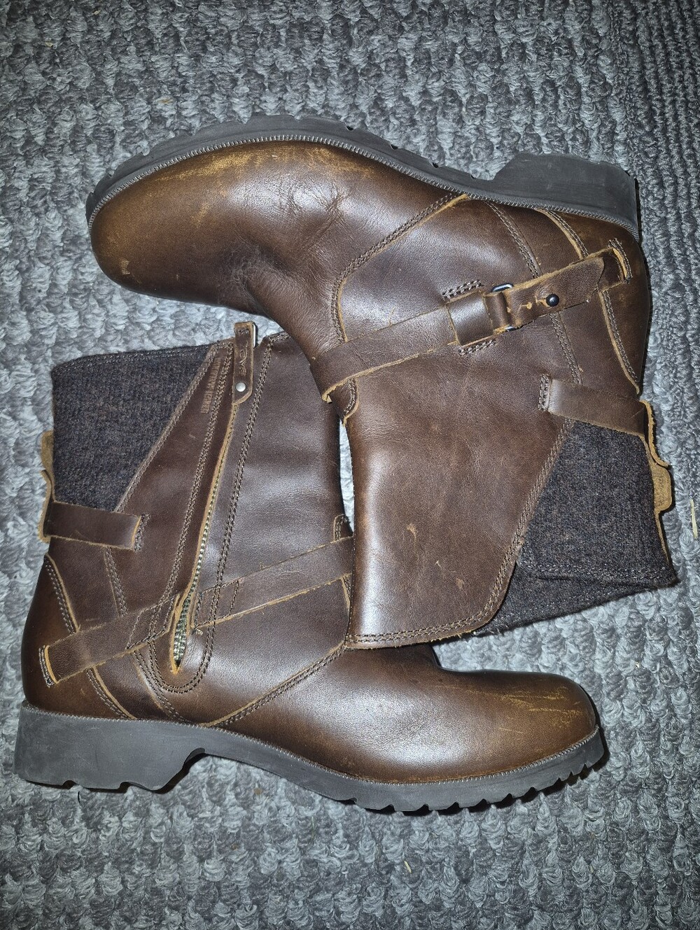 Nwot Teva Brown Leather Side-Zip Buckle Boots